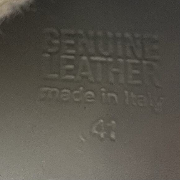 Golden Goose Silver and Purple Sneakers - Picture 10 of 14